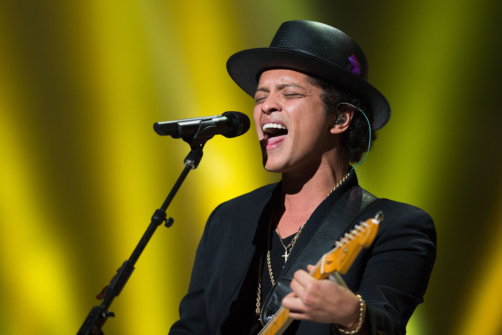 singer-bruno-mars